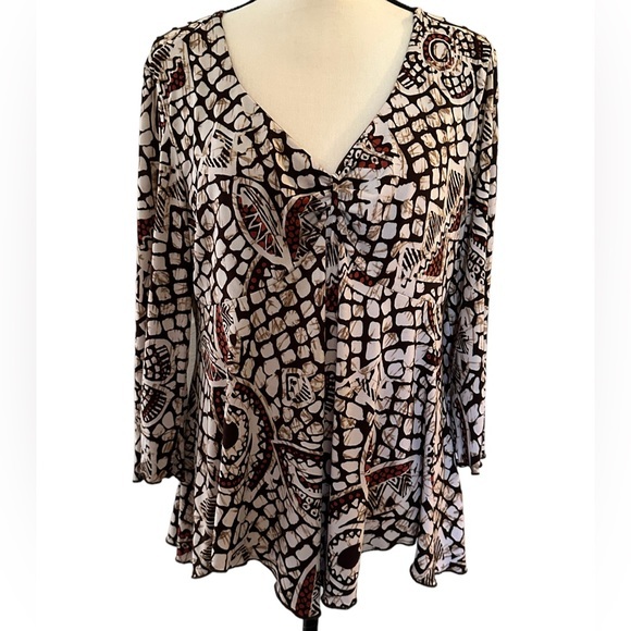 Cato size XL top geometric design - Picture 1 of 8